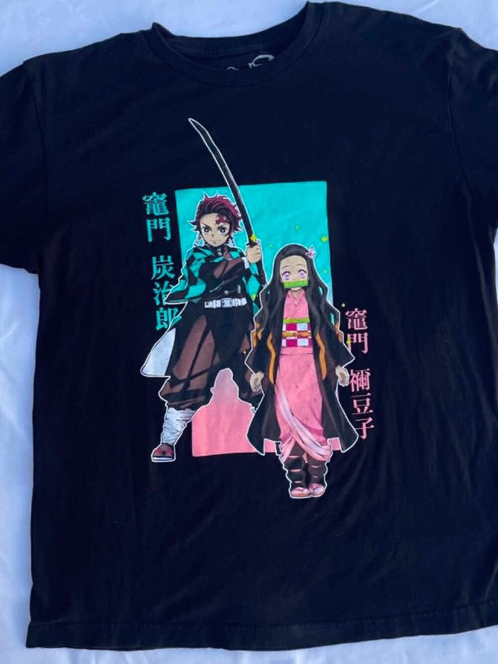 DEMON SLAYER Women’s Anime Short Sleeve Shirt, Size L